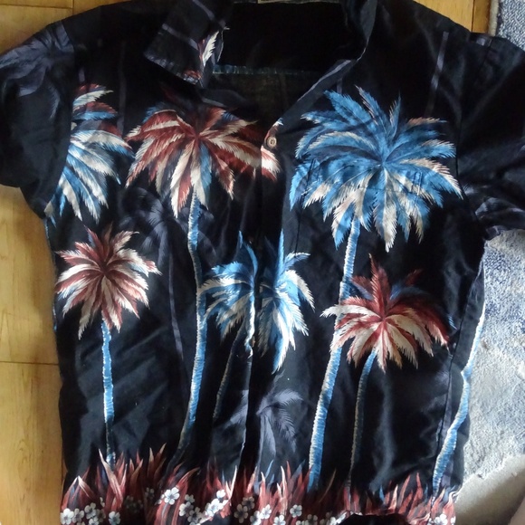 PACIFIC LEGEND HAWAIIAN SHIRT SIZE SMALL - Picture 1 of 2